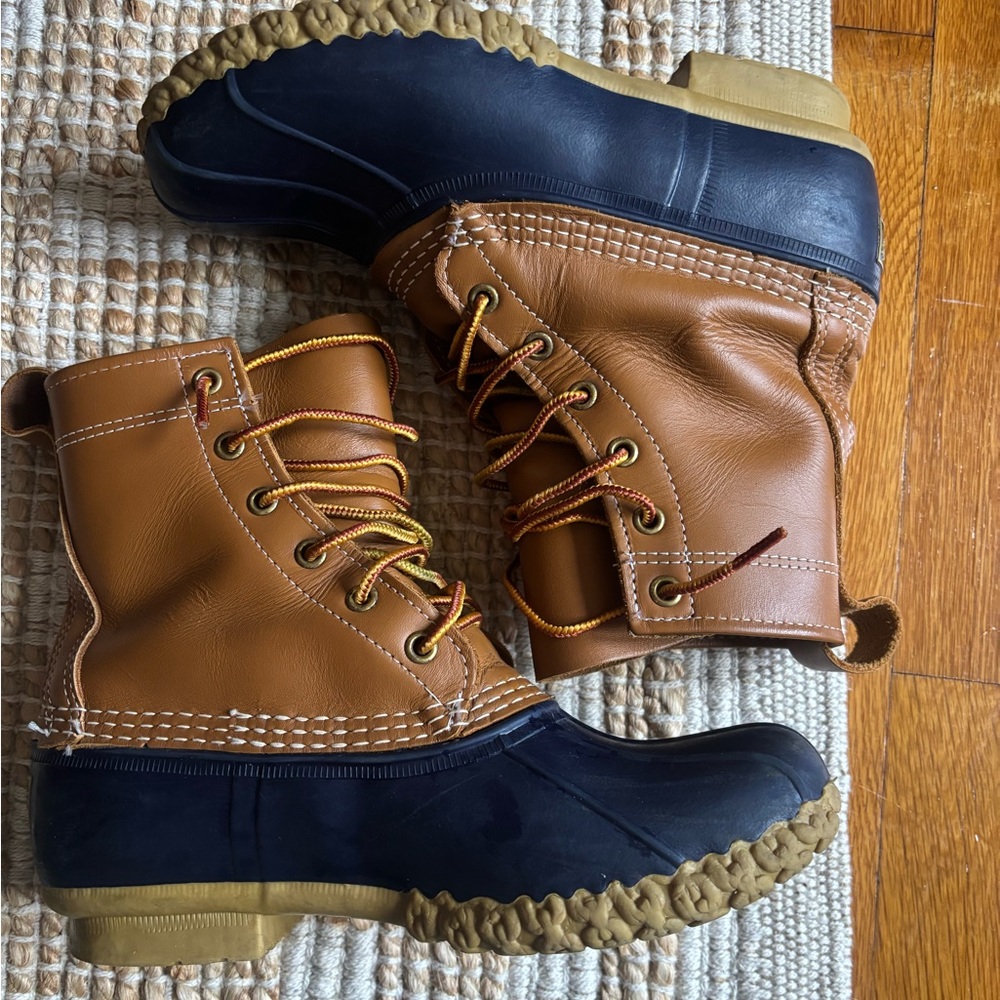 L.L. Bean Brown and Navy Boots - Picture 5 of 10